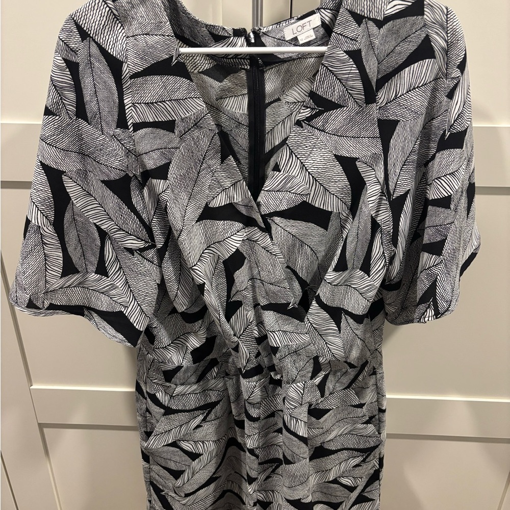 LOFT Black and White Leaf Print Shorts Romper